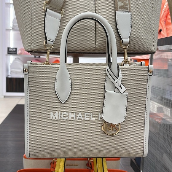 Michael Kors Mirella Small Shopper Top Zip Logo Crossbody XBODY
Optic White 
NWT - Picture 1 of 16